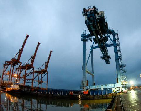 The Northwest Seaport Alliance Retires Two Legacy Cranes from Terminal 7