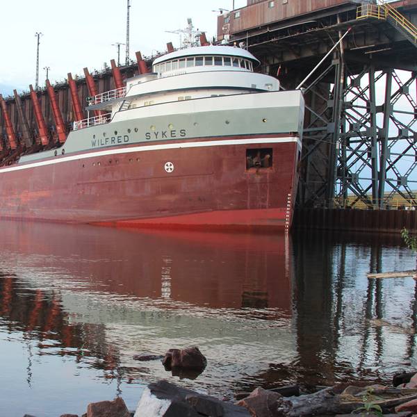 Great Lakes Iron Ore Trade Down in November