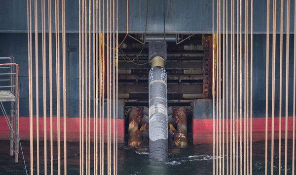 Rotterdam's Offshore CO2 Pipeline Completed