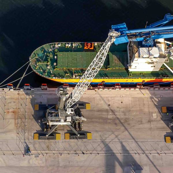 DP World Constanța Welcomes Electric Liebherr Mobile Harbor Cranes