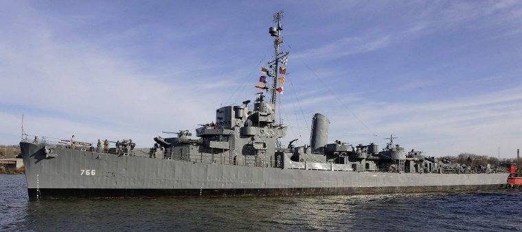 USCG to Celebrate 222nd Anniversary Aboard Historic Destroyer