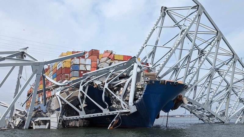 Bridge Collapse Freezes Ship Traffic in Port of Baltimore