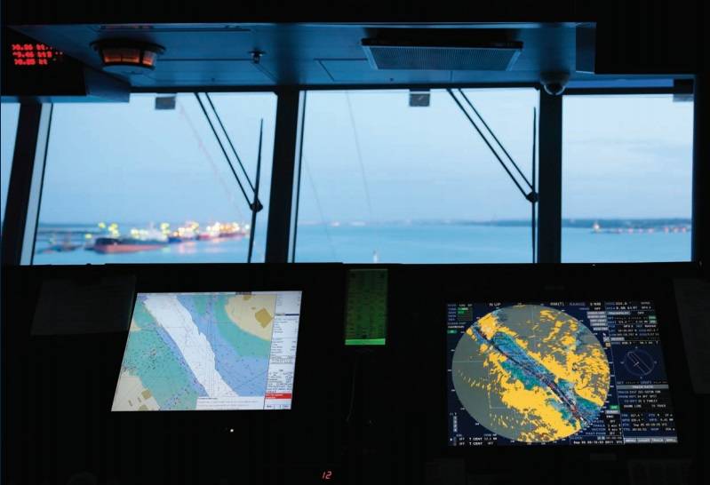 Tankers Switch to Digital Navigation