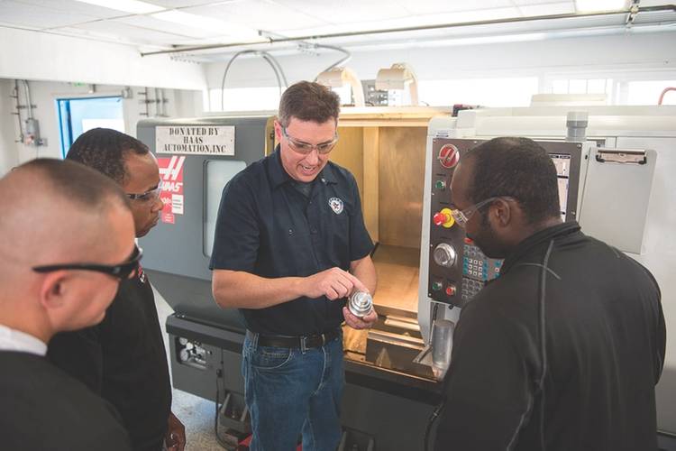 For Warriors Transitioning Vets Into Advanced